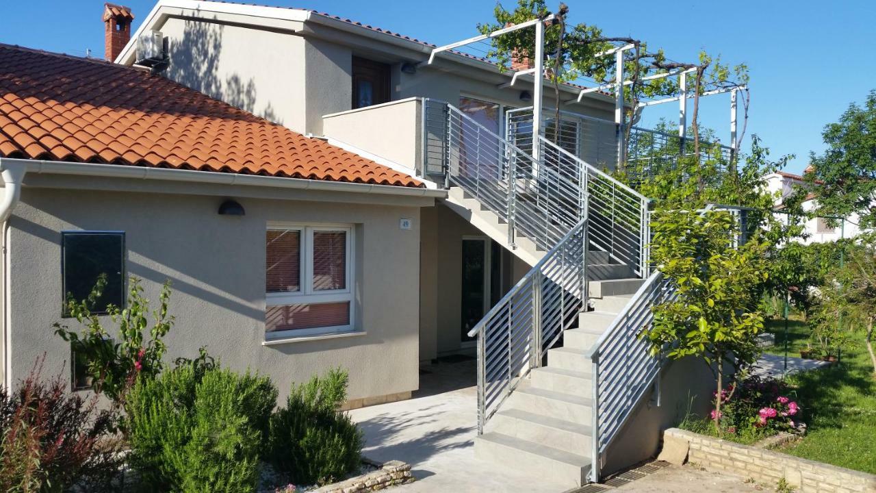 Haus Mirela Apartment Liznjan Exterior photo